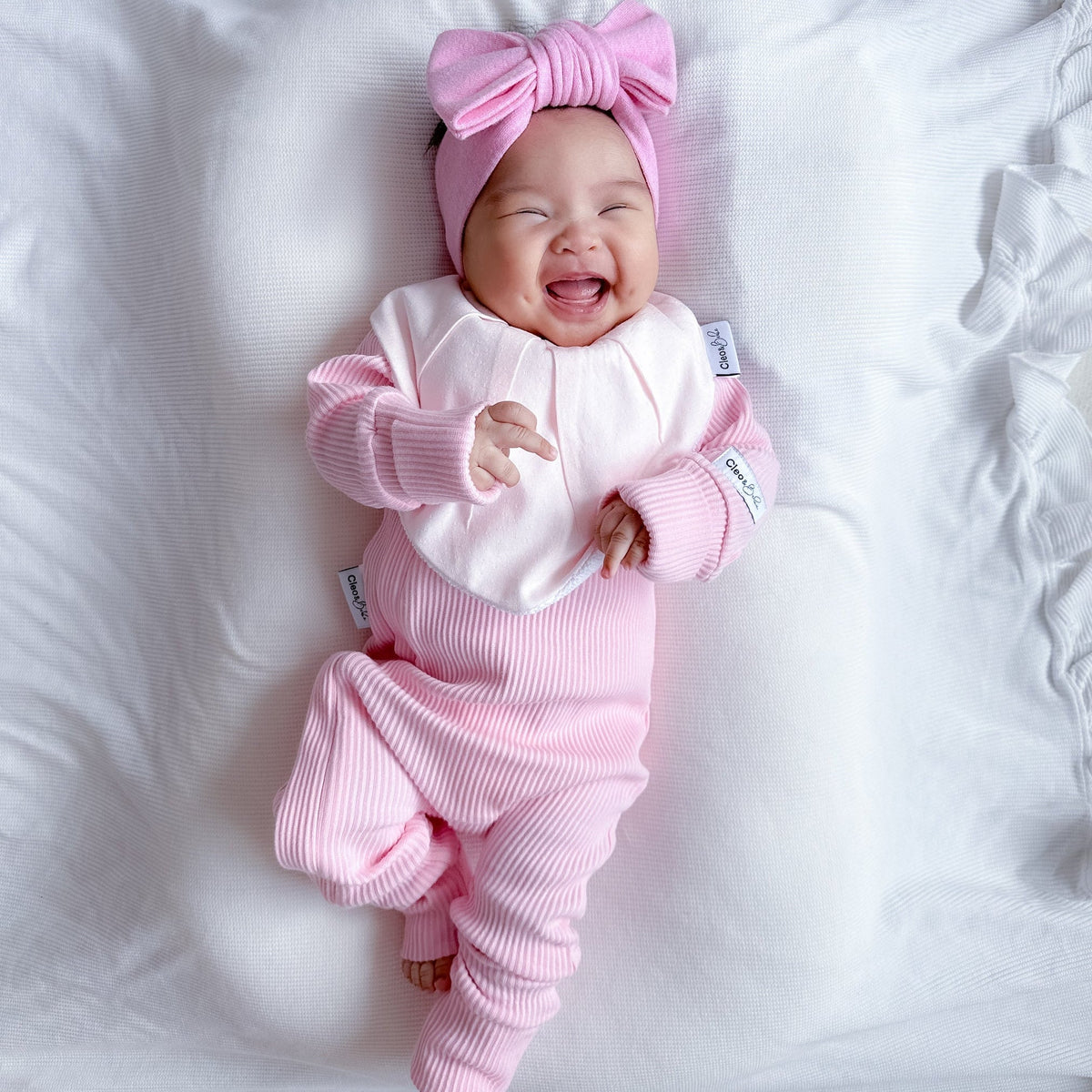 The Complete Guide to Waterproof Baby Bibs: What to Look For
